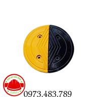 Gờ giảm tốc bằng cao su ,Kích thước: 500x350x40cm GGT2